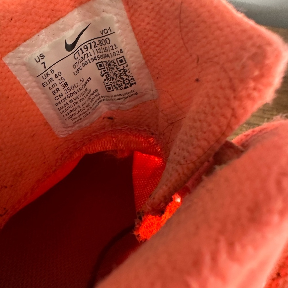 Kyrie Flytrap 4 Size 7 - image 5